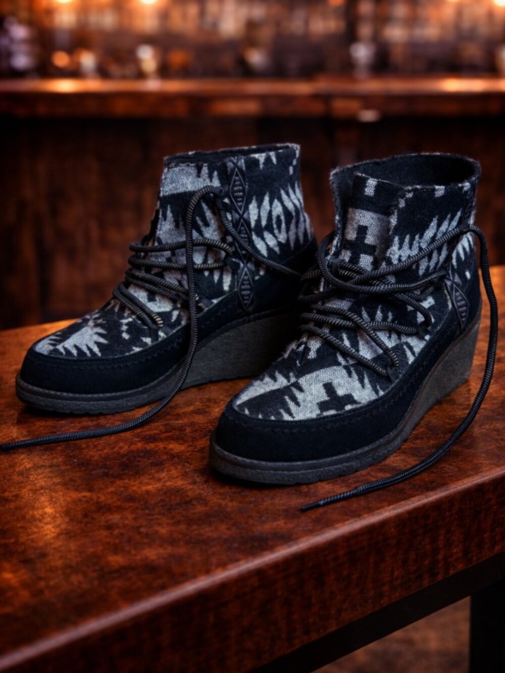 Pendleton Islegate Wedge